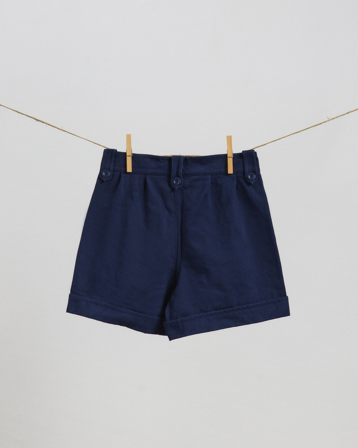 Bermuda donna blu a vita alta Maremosso, retro