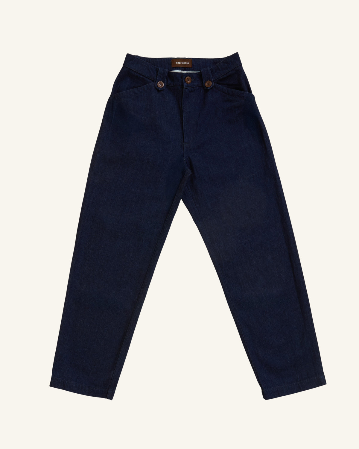 Pantalone in denim donna indossato, linea ampia